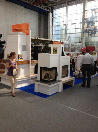 403383_304547442952657_218673918_n