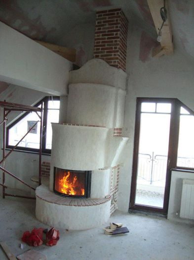 379032_217047898369279_2064981437_n - CONSTRUCTII SEMINEE