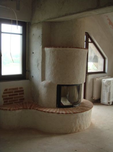 163824_103401863067217_1106851_n