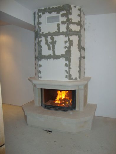 179338_103399349734135_6411211_n