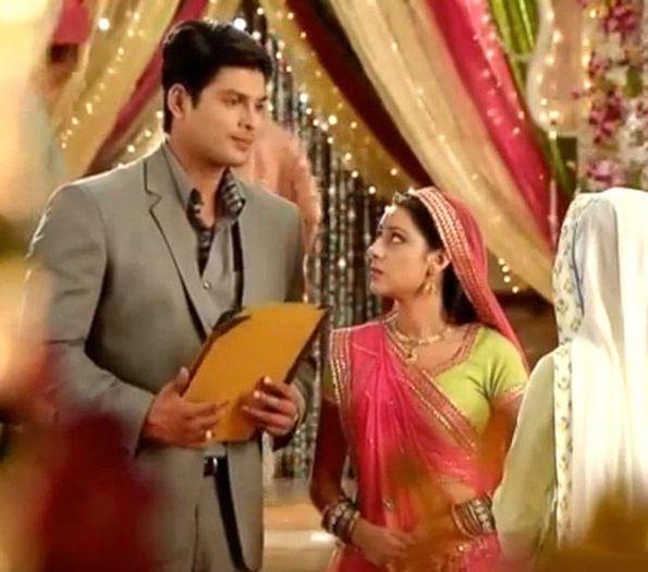 praty13 - Siddharth Shukla and Pratyusha Banerjee-Shiv and Anandi