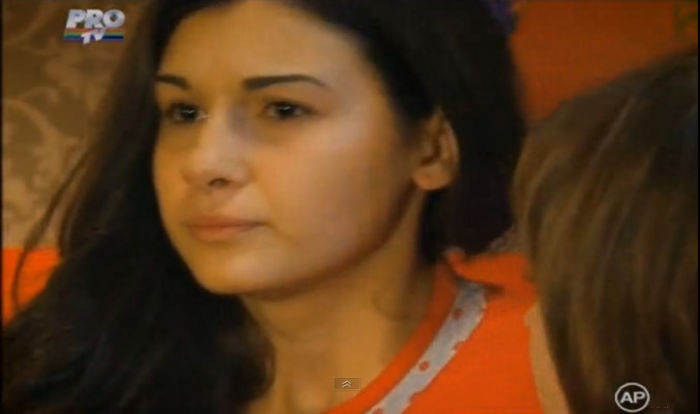 bandicam 2015-02-01 00-49-17-803 - Anca si Ioana