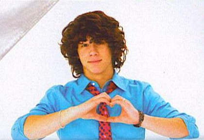 nicky-nick-jonas-9893461-410-280 - Imagini de pe FanPop