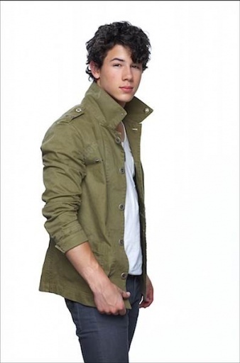 PR-Purposes-Holland-by-William-Rutten-nick-jonas-8448962-338-512