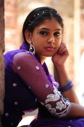 Niti-Taylor-Photo-Gallery-2-23