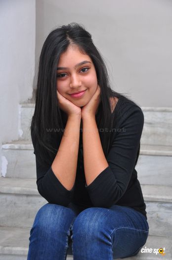 Niti Taylor Photos _30_