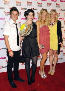 5972680dc0169b80 - Cariba Heine