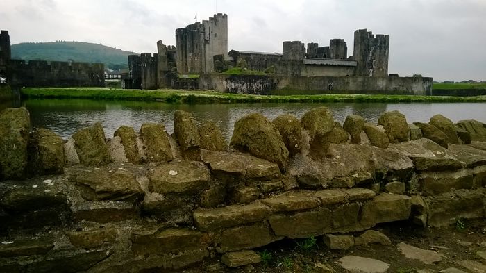 WP_20140531_011[1] - c Tara Galilor - Castelul Caerphilly