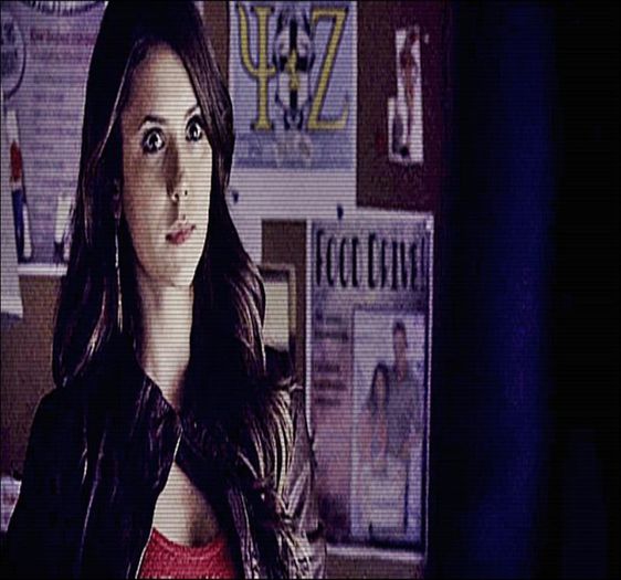 - [intra in casa si face ochii mari cand vede cosciugu] What the bloody he;ll? O_o[cl]; [se duce langa cosciug si`l deschide] #KOL!?? [se intoarce la #Nik si tipa la el] CE DR;AQ AI FACUT MAHHH? CE NU`TI AJUNGE?...#nik
