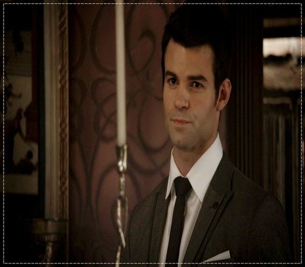 ;; Nu-mi adresa alta intrebare *se uita serios la ea si o strange mai tare de c;r* #Kath. - here - episode 42 - done