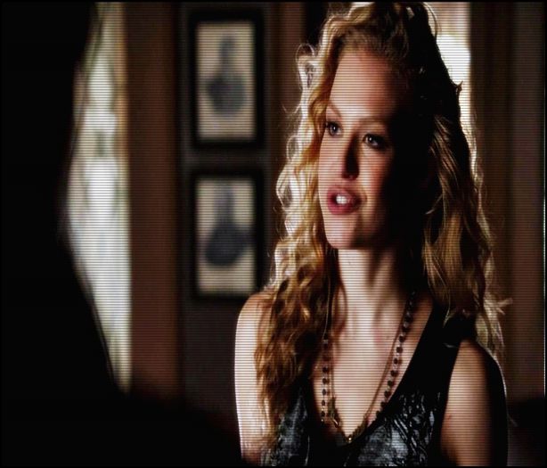 ♚ .nɘɘυp ♔ . [# se uita la el . o sa putem sa trecem peste asta nu ? - mystic falls _ street