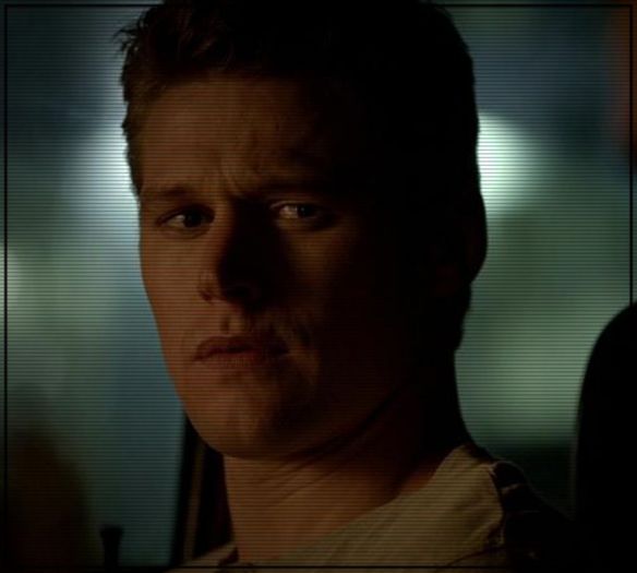 ■ . Te cred. Stiu cum e sa ai prieteni si sa insemne mult pentru tine. - mystic falls _ street