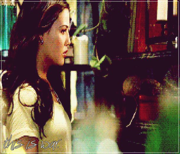 ×ƛƔƛƊƛƘЄƊƛƔƦƛ ☠ ¦ nu putem să ne mai minţim, Stefan. ¤pufneşte şi se întoarce cu spatele¤