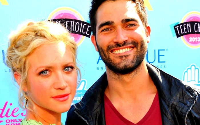  - Tyler Hoechlin