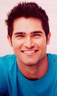  - Tyler Hoechlin