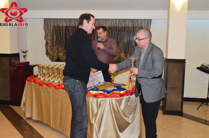 10959587_854177591305322_1148377895218014028_n - S- Expozitie Gherla 2015