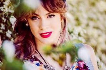15 martina stoessel