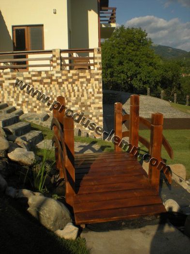 pod , podet din lemn (9)