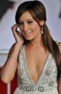 simpatik - versuri ashley tisdale