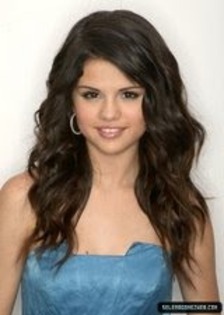 Selena (11)