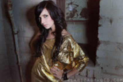 10205142_FSVZFNGWZ - hannah beth