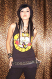 10205537_WKLCXRQIB - hannah beth