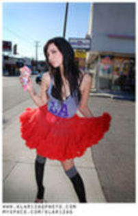 10205538_JKGIAVRQQ - hannah beth