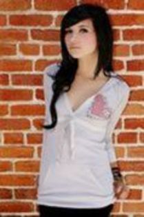 10205579_KKWANLJTH - hannah beth