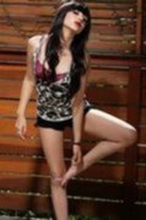 10205620_RWEXDGUHW - hannah beth