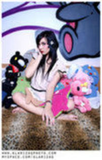 10205650_URAMQMXPR - hannah beth