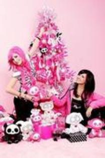 10205665_XYATZSESK - hannah beth