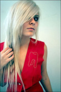 10201725_ECCSQNLYN - jack vanek