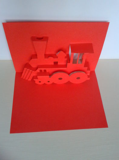 decoratie locomotiva - VAND FELICITARI KIRIGAMI 3D si 2D DIN HARTIE