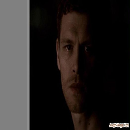 █ ▄→ -se ridică şi se întoarce spre ea- pe tine ce te-a apucat, blondo? -erica-