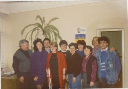 ziua lui Silvia - 1 AA Cu colegii de la aprovizionare anii 1996-1997