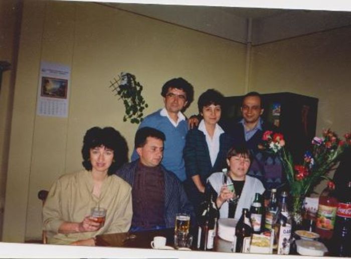 ziua lui Marian - 1 AA Cu colegii de la aprovizionare anii 1996-1997