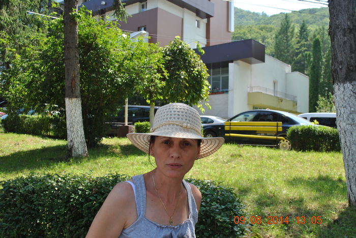 DSC_0158 - 2014 August 9 - la Caciulata cu socrii