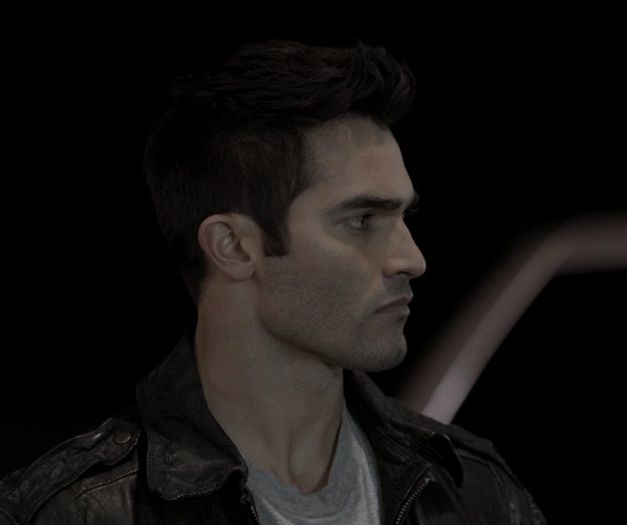 Stati mai intai, suntem toti?