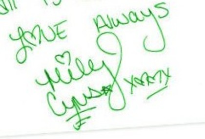 11550_Green Autograph - Miley Hannah autografe