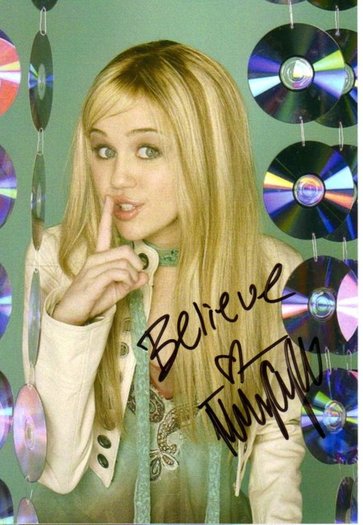 miley-cyrus_dot_com_autograph4-mae