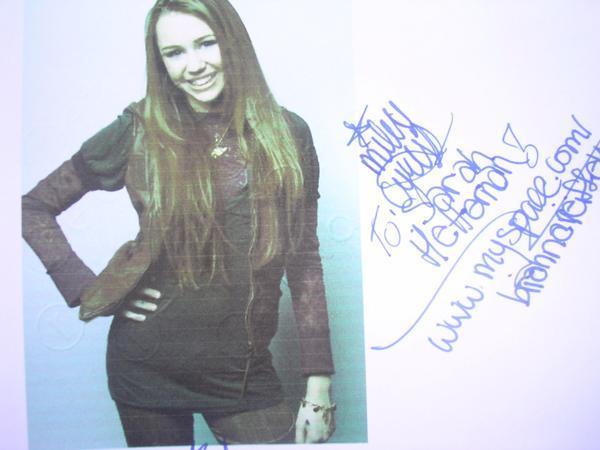 MINESPECAIL - Miley Hannah autografe