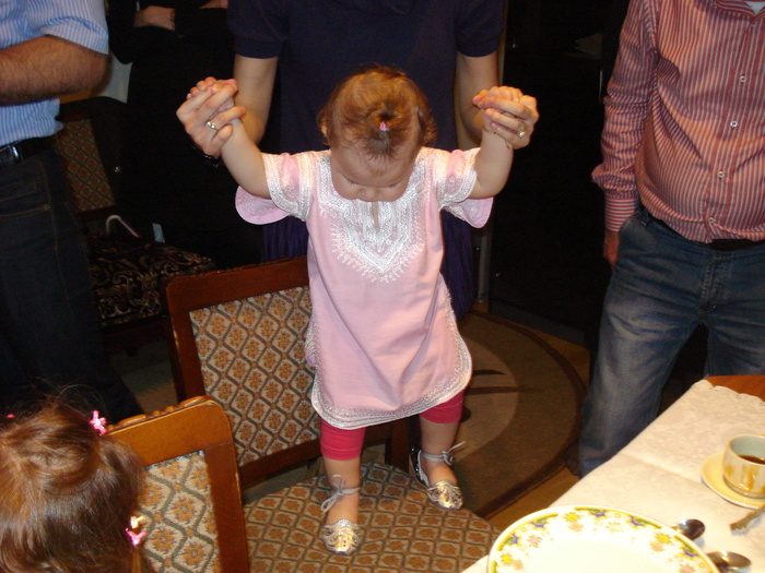 DSC06500- Intr-o tinuta mai speciala