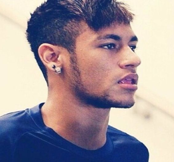 ɳҽყɱαɾ | [era in bucatarie] Ronaldo....cu ... sacosa? *rade* Stai asa, trb sa ti fac o poza *ii face