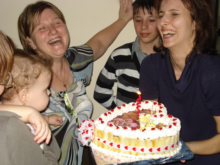 DSC06623- Dar mai intai sa-mi pun dorinta - TURTA I - Aniversare 1 an