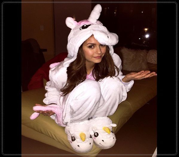 》 Suna ciudat numele, dar imi place=))#Elena. Heeyyy #Katic.