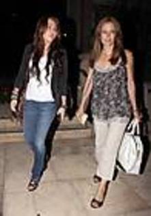 miley-cyrus_COM-la2009aug30-kellypreston-011 - aproape toate pozele mele cu Miley si Hannah