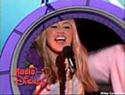 miley-cyrus_com-letsdothisdisneymvpromo-035