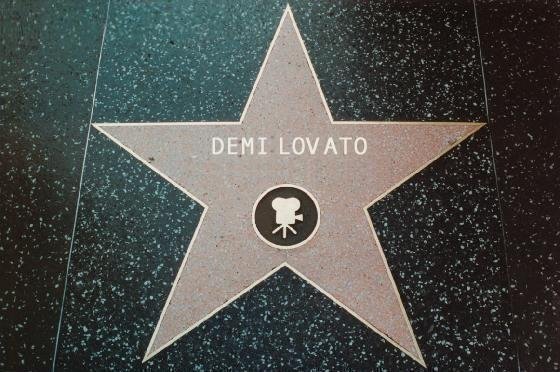 Demi_Lovato_Star - Hollywood