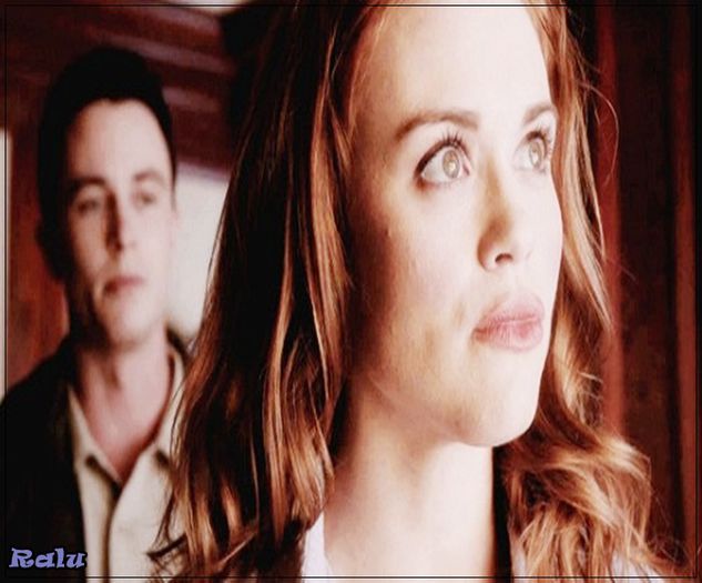 *se uita dupa davina pe geam idem poza*clk; sper sa nu vina cu nervi pe mine si sa imi de cu farasul in cap:))))))) klausy ma omori cu privirea asta seducatoare:))#klaus
