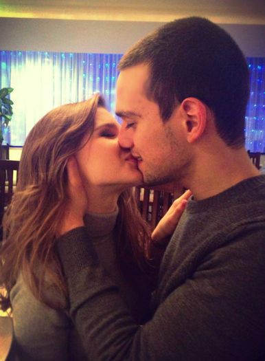 1491670_571772699569557_968327759_n